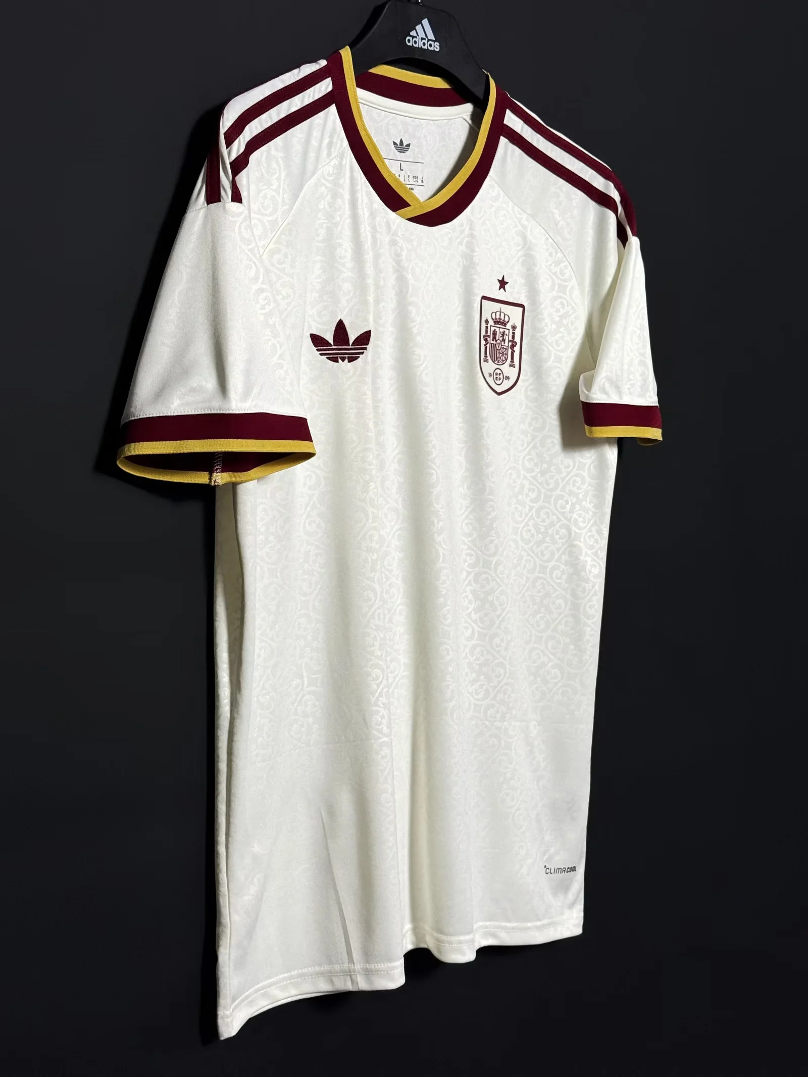 Spain 2026 Away Jersey - Fan Version - Image 3