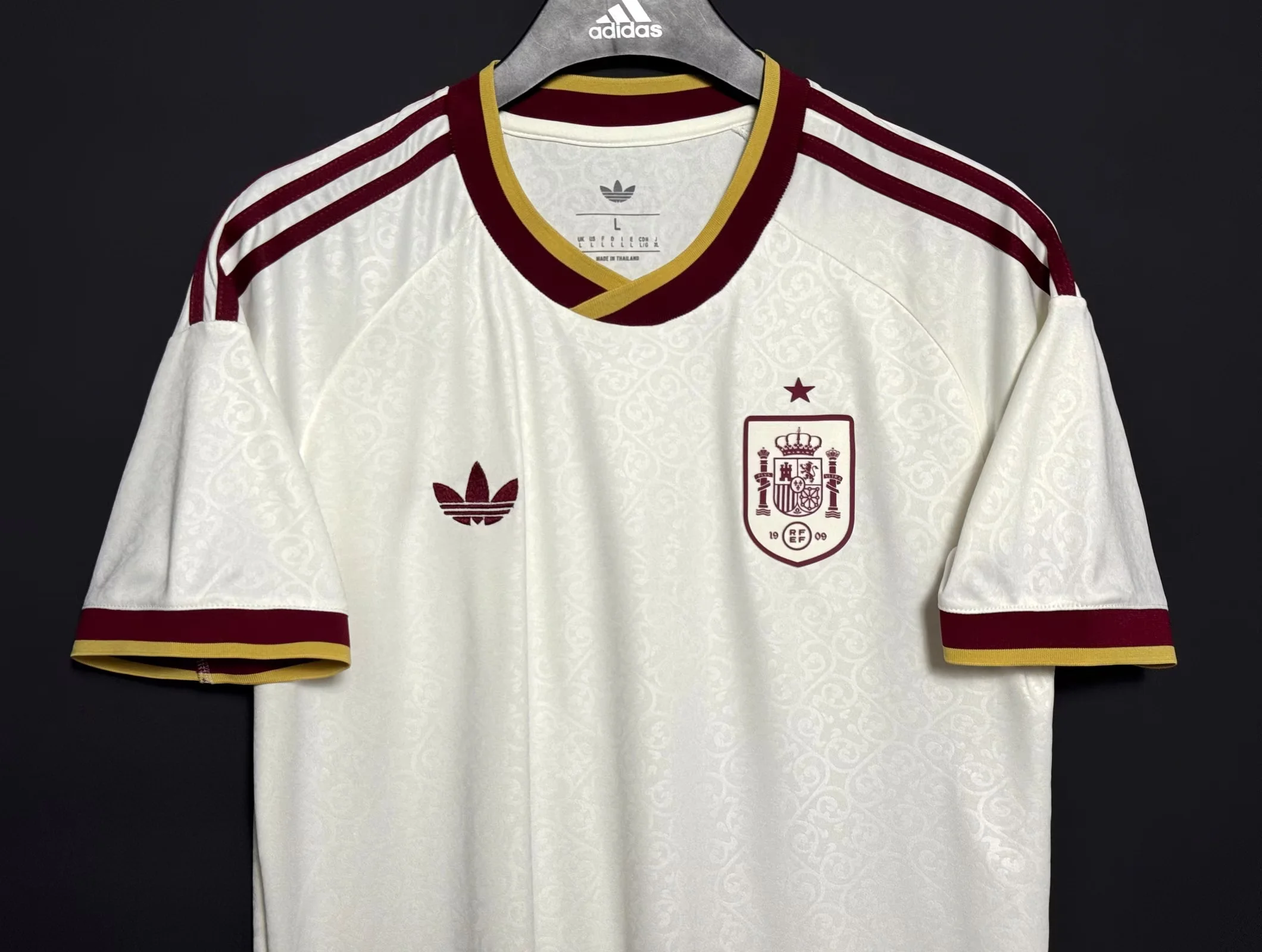 Spain 2026 Away Jersey - Fan Version - Image 4