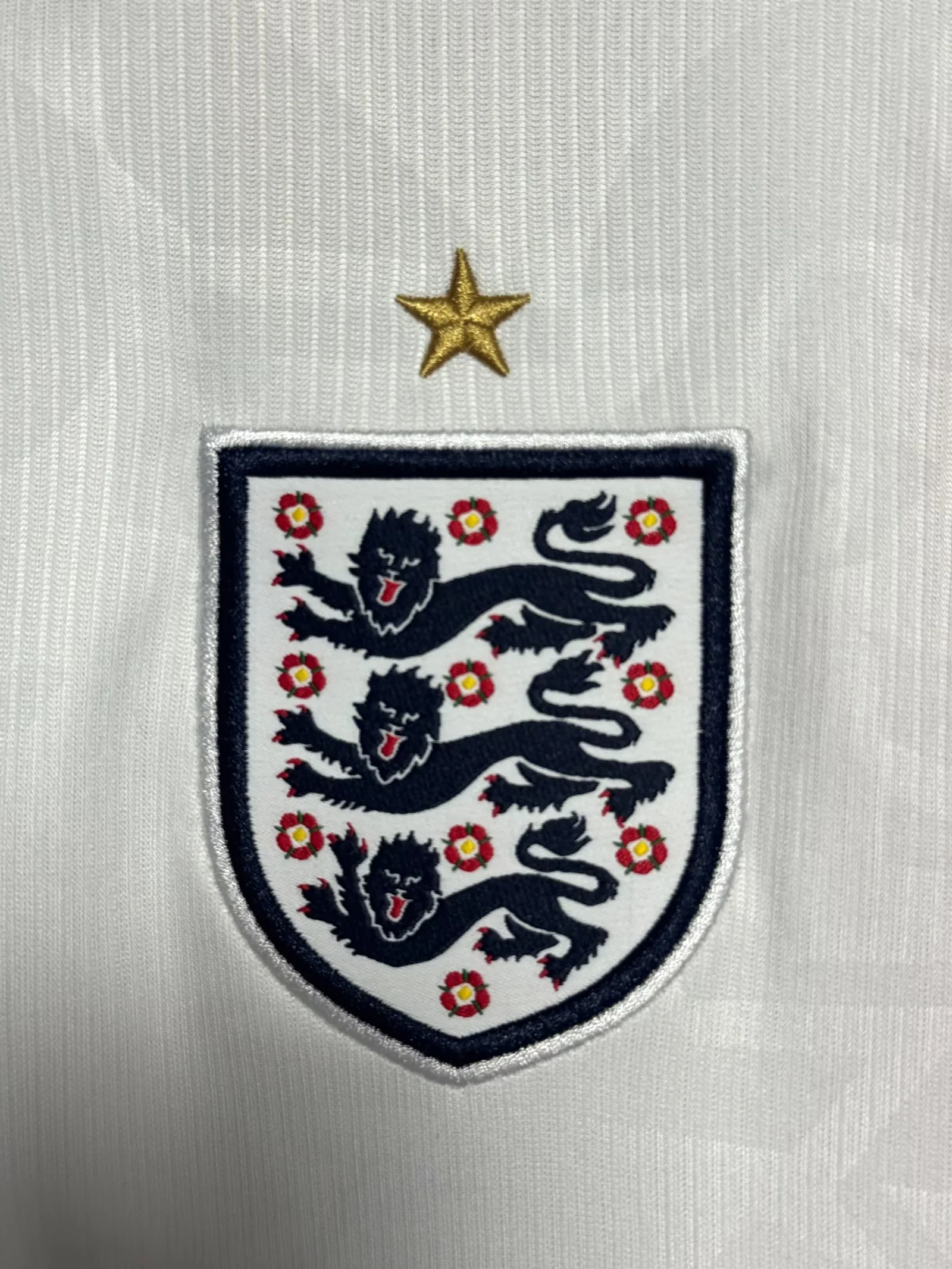 England 2026 Home Jersey - Fan Version - Image 5