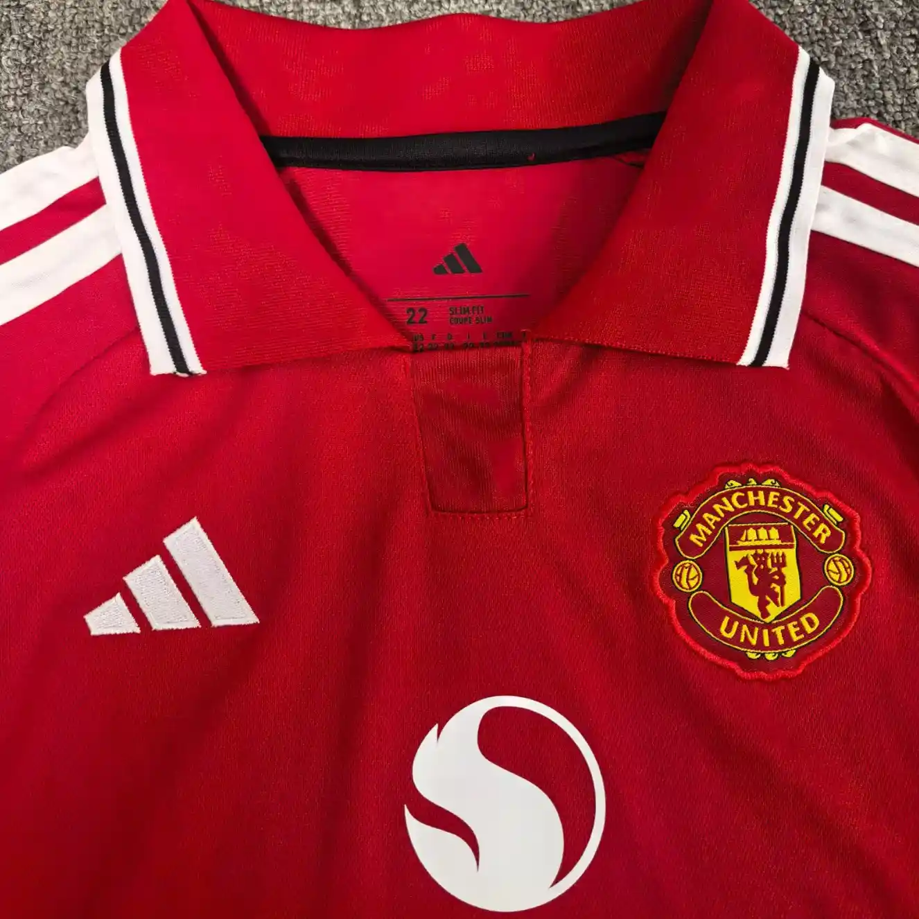 Manchester United 26/27 Home Jersey - Kids Kit - Image 3