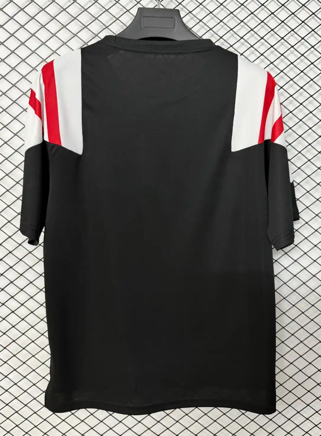 Colo Colo 26/27 EQT Black Jersey - Fan Version - Image 4