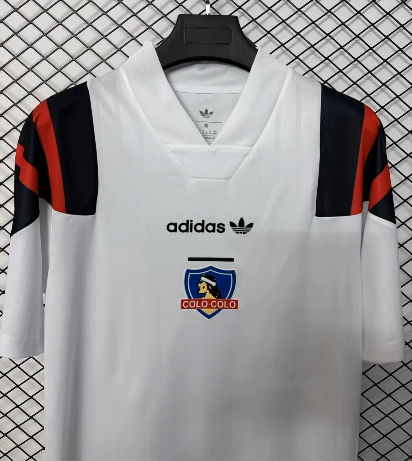 Colo Colo 26/27 EQT White Jersey - Fan Version - Image 2