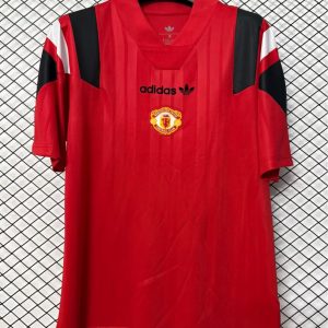 Manchester United 26/27 EQT Red Jersey - Fan Version